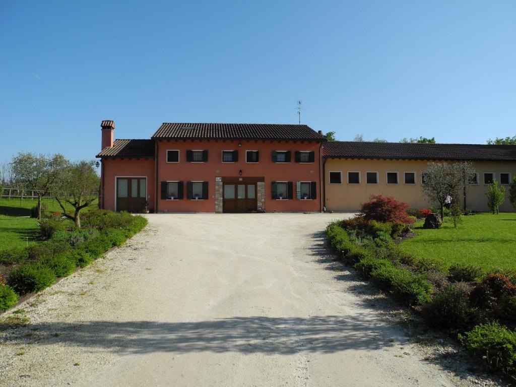 فيلا Agriturismo Cornolere Castelcucco المظهر الخارجي الصورة